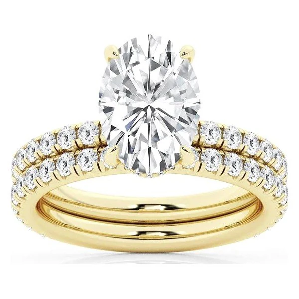 Hidden Halo Bridal Set · Oval in yellow gold